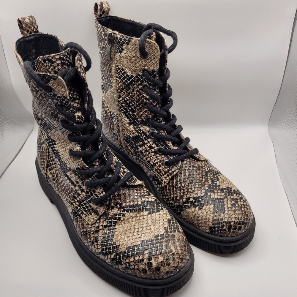 Amara Womens Snakeskin Print Combat Boots Lace Up Side Zip Lug Sole 8.5M 330077